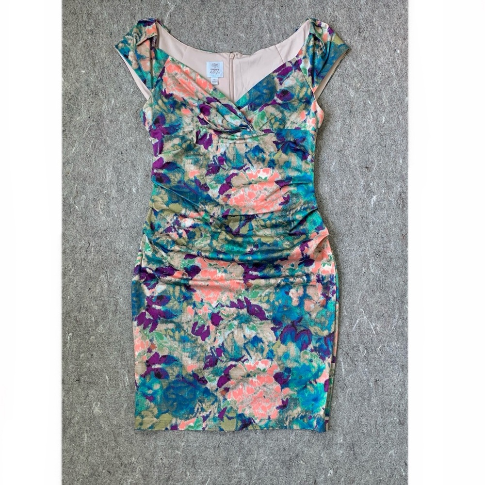 watercolor floral print fitted dress by Suzi Chin for Maggy Boutique - Picture 3 of 17